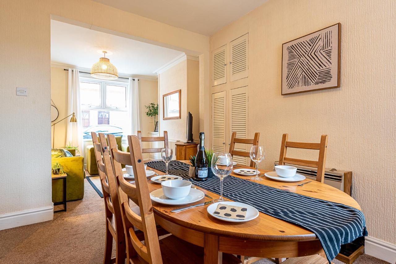2 Bed, Up To 6 Guests Near Chester City Centre Eksteriør billede